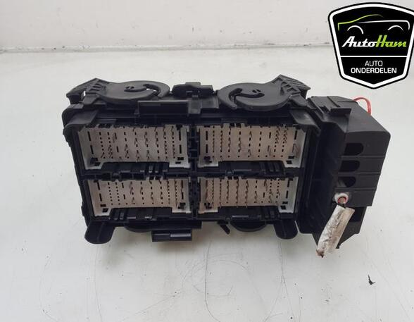 Fuse Box OPEL INSIGNIA B Country Tourer (Z18), OPEL INSIGNIA B Sports Tourer (Z18)