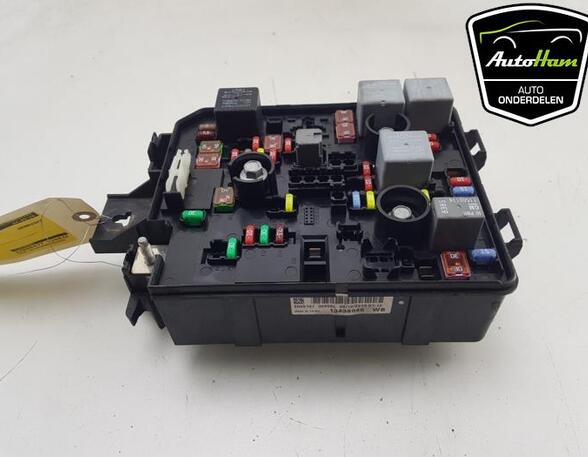 Fuse Box OPEL ADAM (M13)