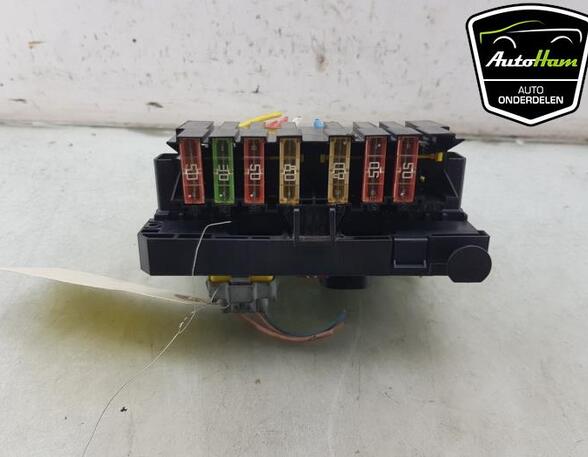 Fuse Box CITROËN C4 I (LC_), PEUGEOT 308 SW I (4E_, 4H_), CITROËN C4 Coupe (LA_), PEUGEOT 308 I (4A_, 4C_)