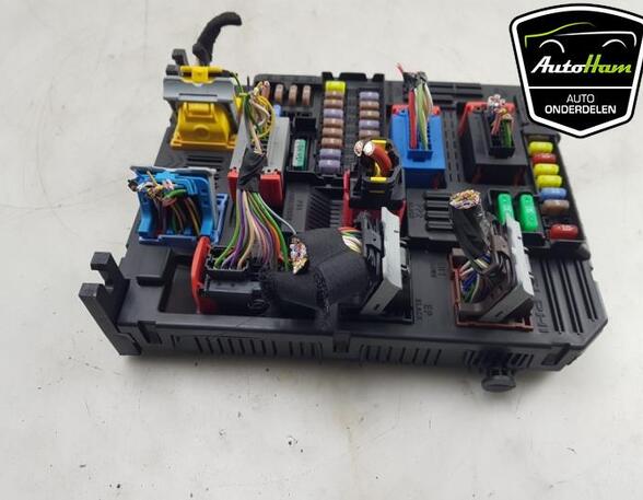 Fuse Box OPEL CORSA F (P2JO)