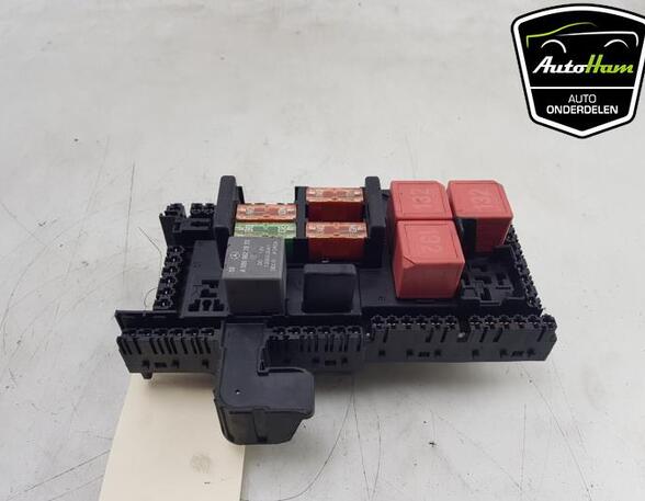 Fuse Box MERCEDES-BENZ C-CLASS T-Model (S205), MERCEDES-BENZ GLC (X253), MERCEDES-BENZ C-CLASS (W205)