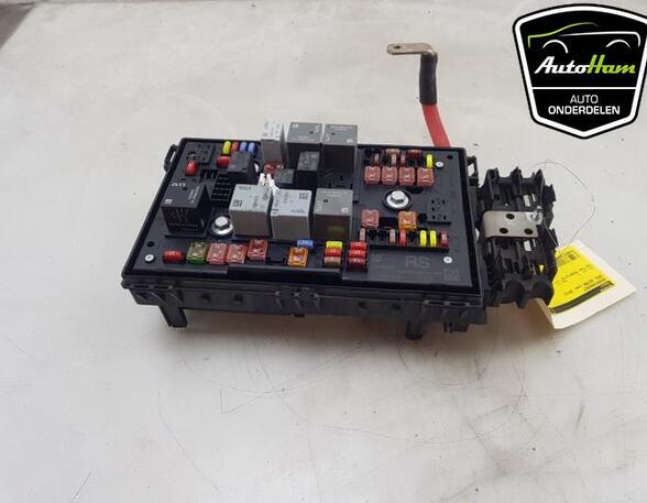 Fuse Box OPEL ASTRA J Sports Tourer (P10), OPEL ASTRA J (P10)