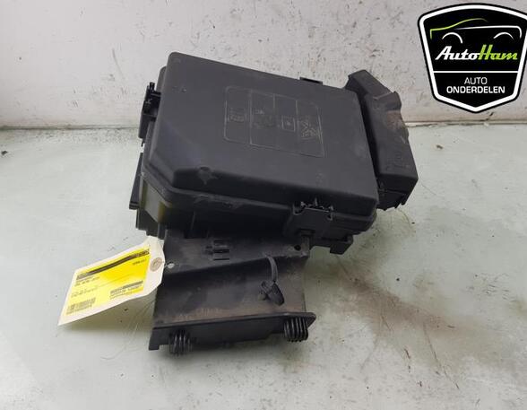 Fuse Box OPEL ASTRA K Sports Tourer (B16), OPEL ASTRA K (B16)