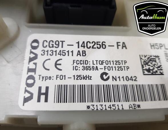 Fuse Box VOLVO V60 I (155, 157)