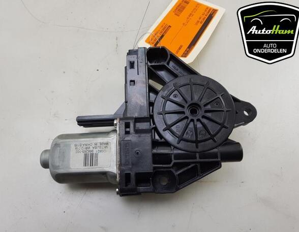 Electric Window Lift Motor VOLVO XC60 (156), VOLVO V60 I (155, 157), VOLVO V70 III (135), VOLVO XC70 II (136)