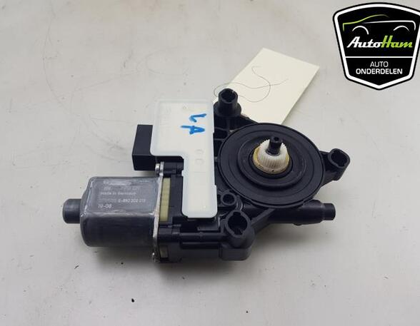 Electric Window Lift Motor VW POLO (AW1, BZ1), VW GOLF SPORTSVAN (AM1, AN1), VW T-CROSS (C11_), SEAT ARONA (KJ7, KJP)