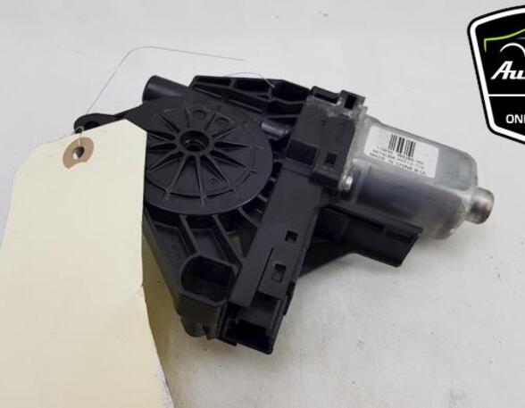 Electric Window Lift Motor VOLVO V70 III (135), VOLVO XC70 II (136), VOLVO V60 I (155, 157), VOLVO S60 II (134)