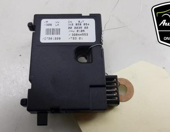 Sensor SEAT LEON (1P1), VW JETTA III (1K2), AUDI TT (8J3), VW GOLF PLUS (5M1, 521)