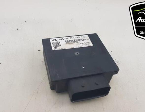 Control unit SEAT IBIZA IV ST (6J8, 6P8), VW TIGUAN (5N_), VW TIGUAN VAN (5N_), VW POLO (6R1, 6C1)