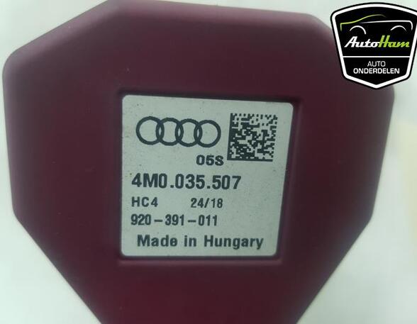 Control unit AUDI A4 Avant (8W5, 8WD, B9)