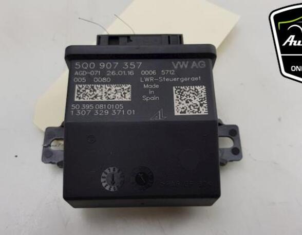 Control unit for lighting VW PASSAT B8 Variant (3G5, CB5)