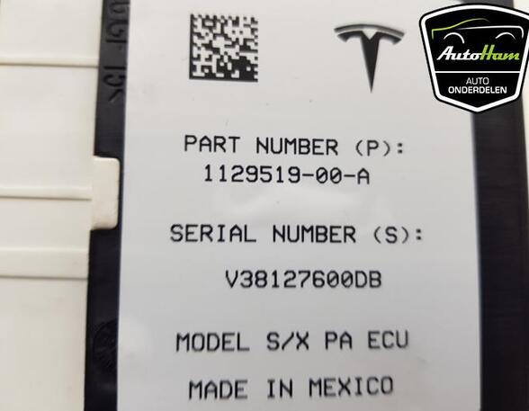 Steuergerät Einparkhilfe Tesla Model S 5YJS 112951900A P21218943