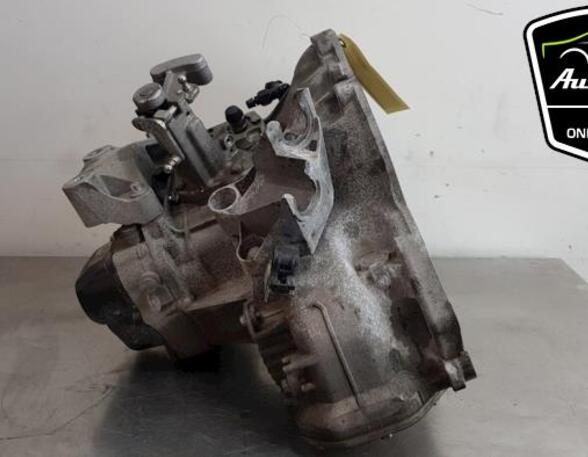 Schaltgetriebe Opel Corsa E X15 24586215 P12131644