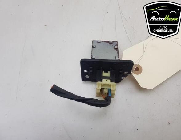 Resistor Interior Blower HYUNDAI ix20 (JC), HYUNDAI i30 (FD), HYUNDAI i30 Estate (FD), KIA CEE'D Hatchback (ED)