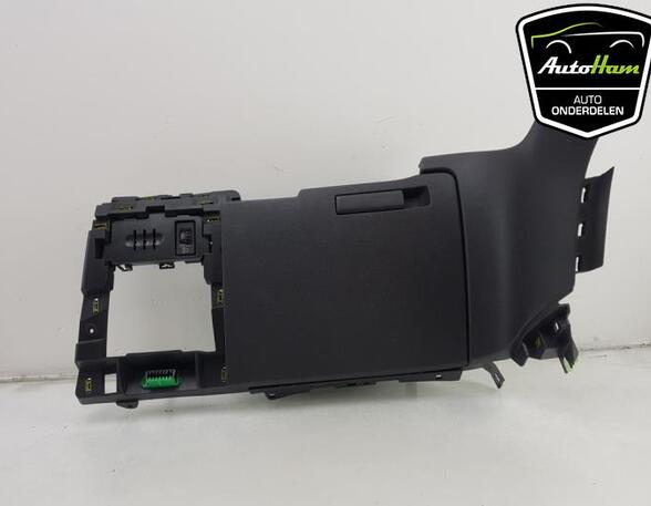 Glove Compartment (Glovebox) PEUGEOT 3008 MPV (0U_)