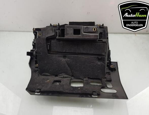 Glove Compartment (Glovebox) AUDI A3 Sportback (8VA, 8VF)