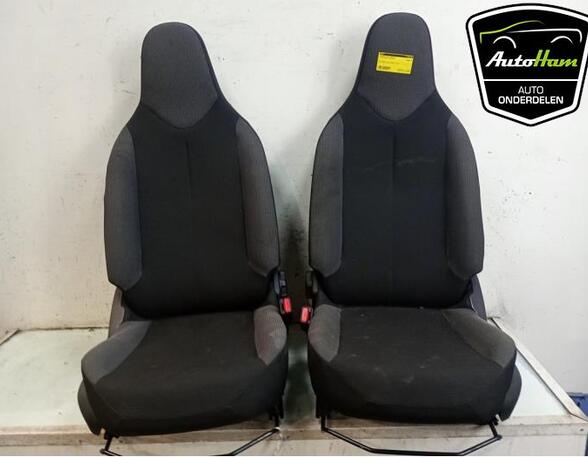 Seats Set TOYOTA AYGO (_B4_)