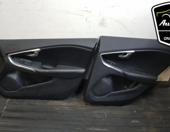 Seats Set VOLVO V40 Hatchback (525, 526), VOLVO V40 Cross Country (526)