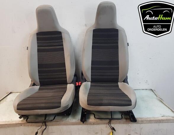 Zetels Set FORD FIESTA VI (CB1, CCN)