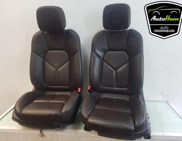 Seats Set PORSCHE MACAN (95B)