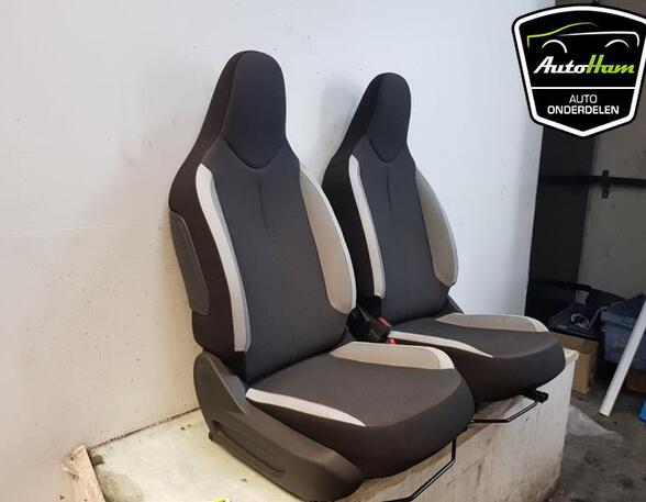 Seats Set TOYOTA AYGO (_B4_)