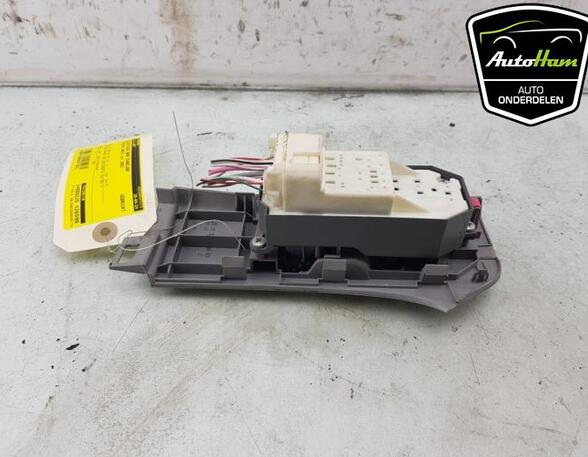 Switch for window winder TOYOTA YARIS (_P9_)