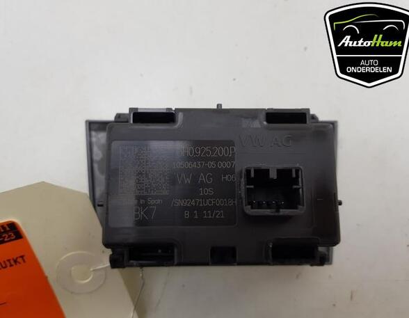 Switch for hazard light VW GOLF VIII (CD1), VW GOLF VIII Variant (CG5)