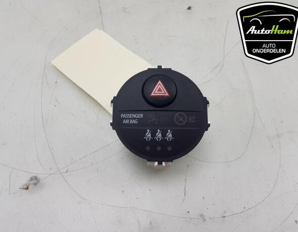 Switch for hazard light TOYOTA YARIS (_P13_)