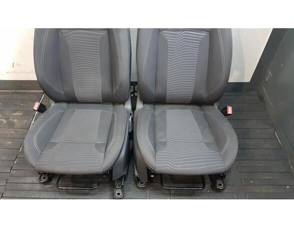 Sitz rechts Ford Fiesta VI CB1, CCN 8A61A61464AB P13751192