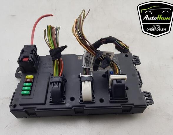 Control unit for door drawing support BMW 3 Gran Turismo (F34), BMW 3 Touring (F31), BMW 1 (F20), BMW 1 (F21)