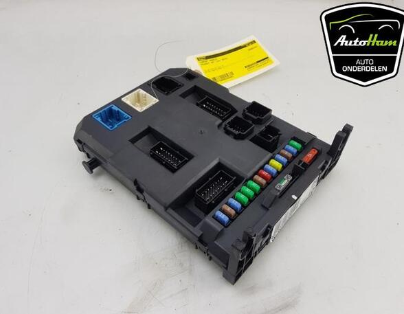 Control unit for door drawing support CITROËN C3 II (SC_), CITROËN DS3, PEUGEOT 207 (WA_, WC_), PEUGEOT 207 CC (WD_)