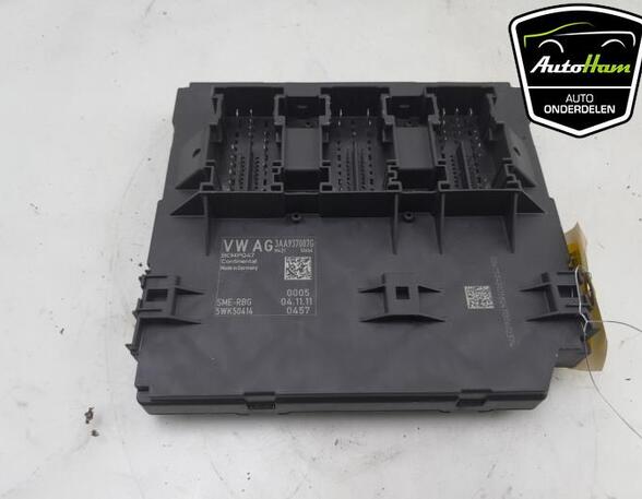 Control unit for door drawing support VW PASSAT B7 Variant (365)