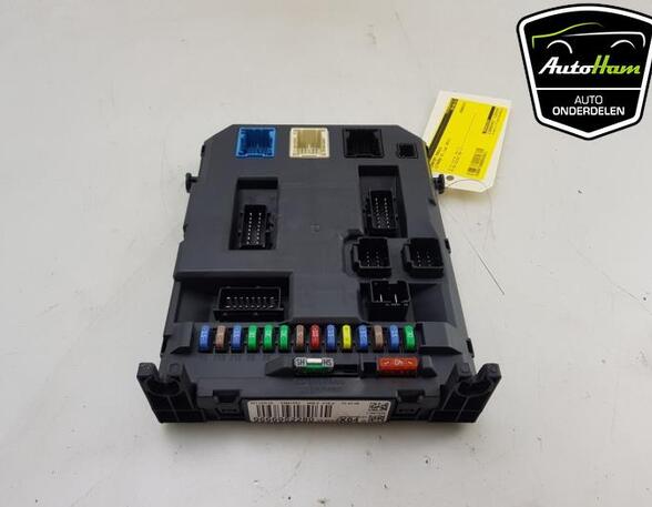 Control unit for door drawing support PEUGEOT 207 (WA_, WC_), CITROËN C3 II (SC_), CITROËN DS3, PEUGEOT 207 CC (WD_)