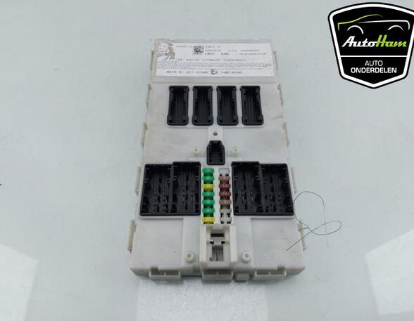 Control unit for door drawing support BMW 2 Gran Tourer (F46)