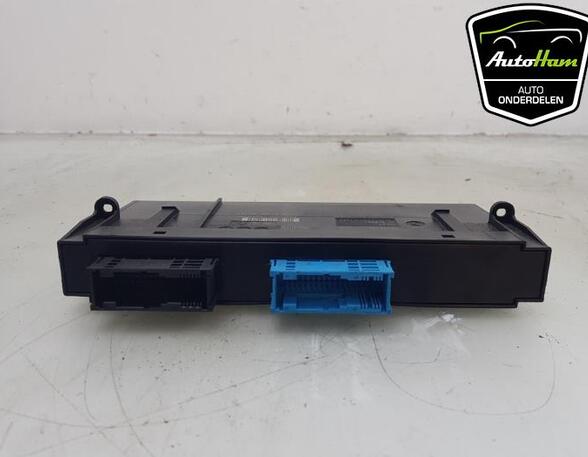 Control unit for door drawing support BMW 3 Touring (E91), BMW 3 (E90), BMW 1 Convertible (E88), BMW 1 (E81)