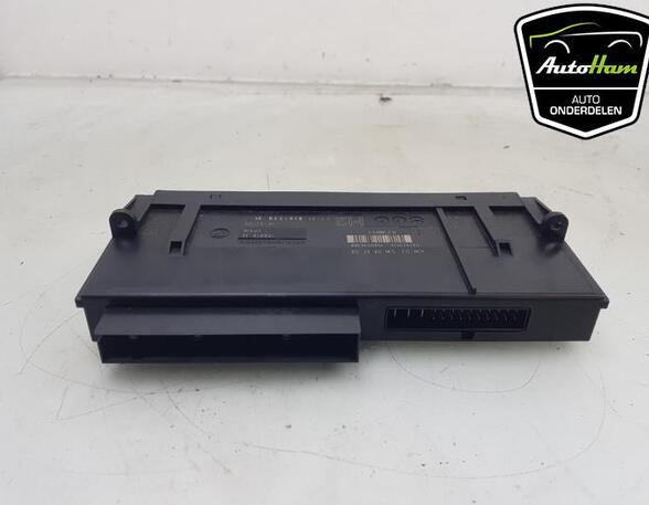 Control unit for door drawing support BMW 3 Touring (E91), BMW 3 (E90), BMW 1 Convertible (E88), BMW 1 (E81)