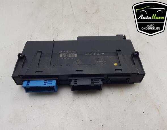 Control unit for door drawing support BMW 1 (E87), BMW Z4 Roadster (E89), BMW 3 Coupe (E92), BMW 1 (E81)