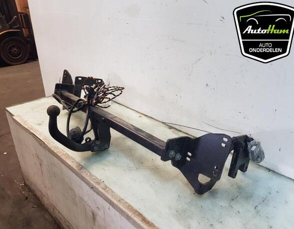 Tow Hitch (Towbar) PEUGEOT 308 II (LB_, LP_, LW_, LH_, L3_)