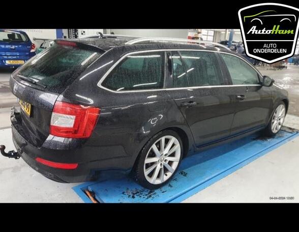 Door SKODA OCTAVIA III Combi (5E5, 5E6)