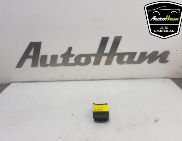 Fuel Pump Relay AUDI A3 Sportback (8YA)