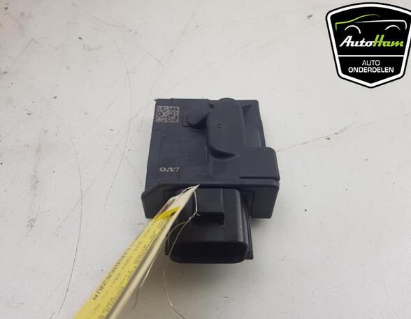 Fuel Pump Relay VOLVO V60 II (225), VOLVO XC90 II (256)