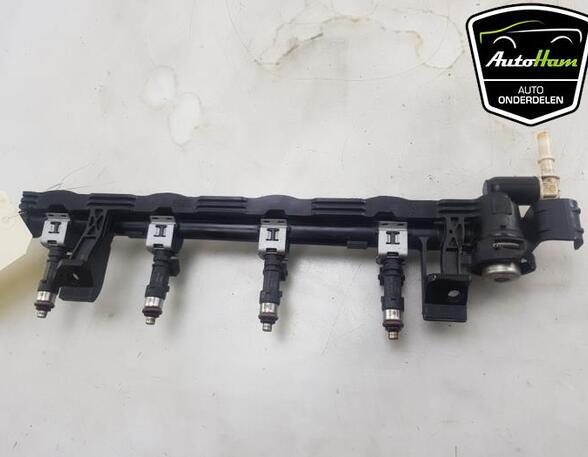 Petrol Fuel Rail FORD FIESTA VI (CB1, CCN)