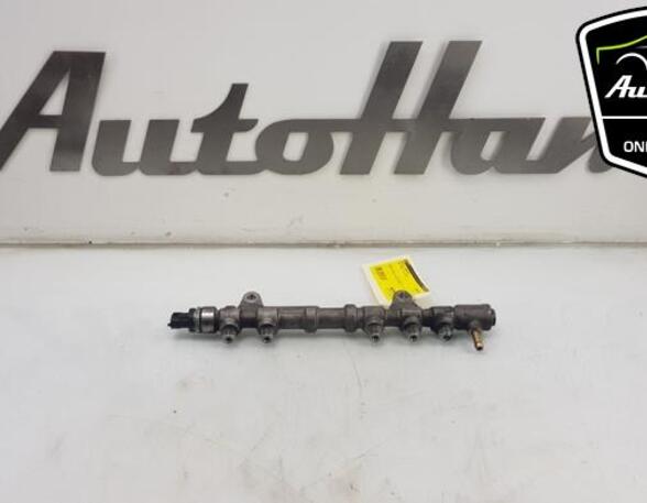 Petrol Fuel Rail ALFA ROMEO MITO (955_), FIAT GRANDE PUNTO (199_), FIAT PUNTO (199_), FIAT PUNTO EVO (199_)