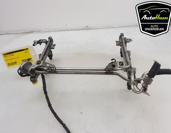 Petrol Fuel Rail AUDI A4 B7 Convertible (8HE)