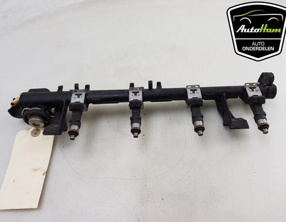 Petrol Fuel Rail FORD FIESTA VI (CB1, CCN)