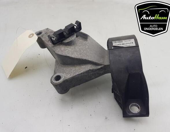 Engine Mount Bracket DACIA SANDERO III