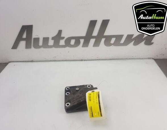 Engine Mount Bracket PORSCHE CAYENNE (9PA)