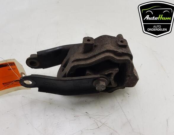 Engine Mount Bracket VOLVO V60 I (155, 157), VOLVO XC60 (156), VOLVO V70 III (135), VOLVO XC70 II (136)