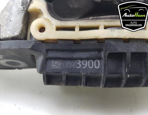 Engine Mount Bracket OPEL ASTRA K Sports Tourer (B16)