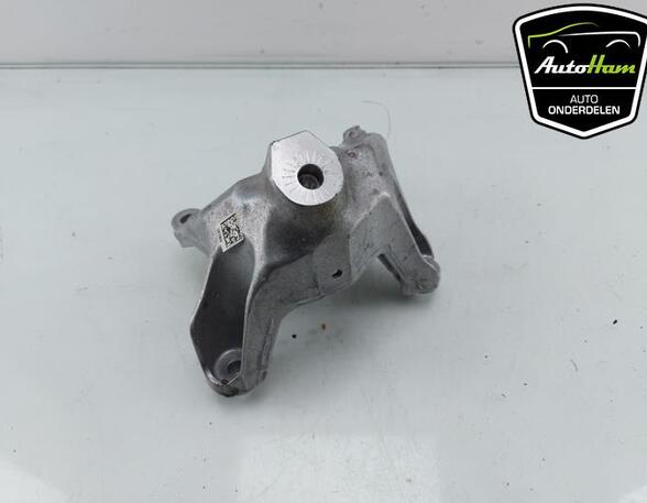 Engine Mount Bracket AUDI A4 Avant (8W5, 8WD, B9)